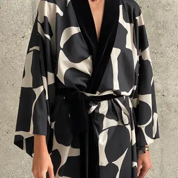 Wanda Rose Robe