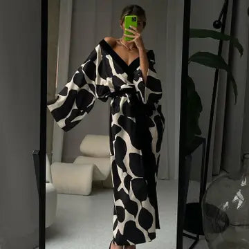 Wanda Rose Robe